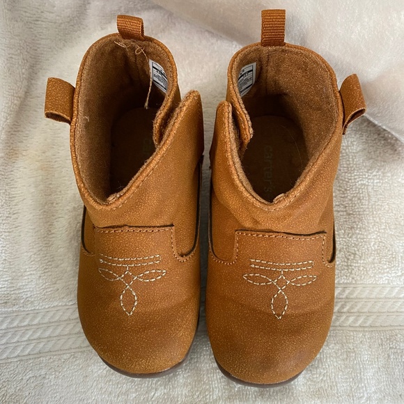 Carter’s Baby Western Style Embroidered Floral Walking Boots - Picture 14 of 16